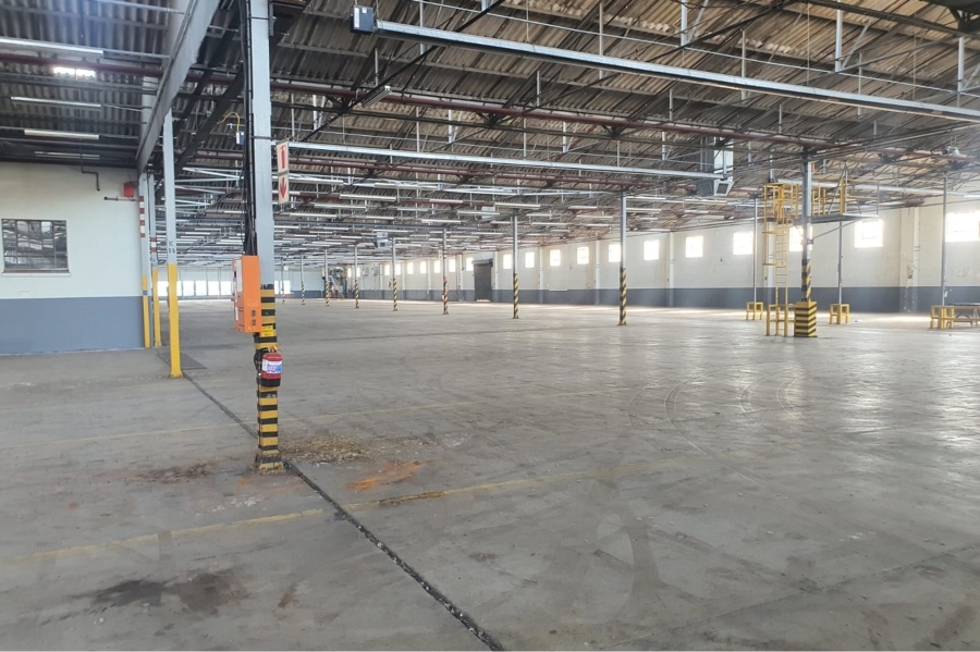 To Let commercial Property for Rent in Sidwell Eastern Cape